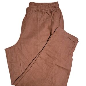 Woman's linen pants